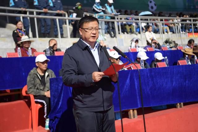 罗马诺：科莫提出2500万+500万欧报价尝试签查洛巴，球员有意加盟